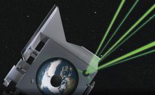 美国宇航局IceSat-2卫星测量冰盖并绘制高度图