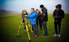 拓普康帮助DEC！发展数学技能培训的调查点