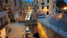 为马耳他编制地理空间数据模型的地形测量