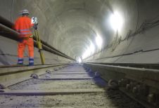 测量和监控系统确保在录制型高山隧道上安全