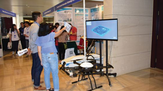 协作and Big Data - ISPRS Geospatial Week 2017