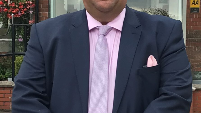 理查德·伯内特（Richard Burnett）新主席苏格兰董事会