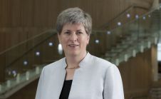 成就与展望未来-访谈凡妮莎·劳伦斯